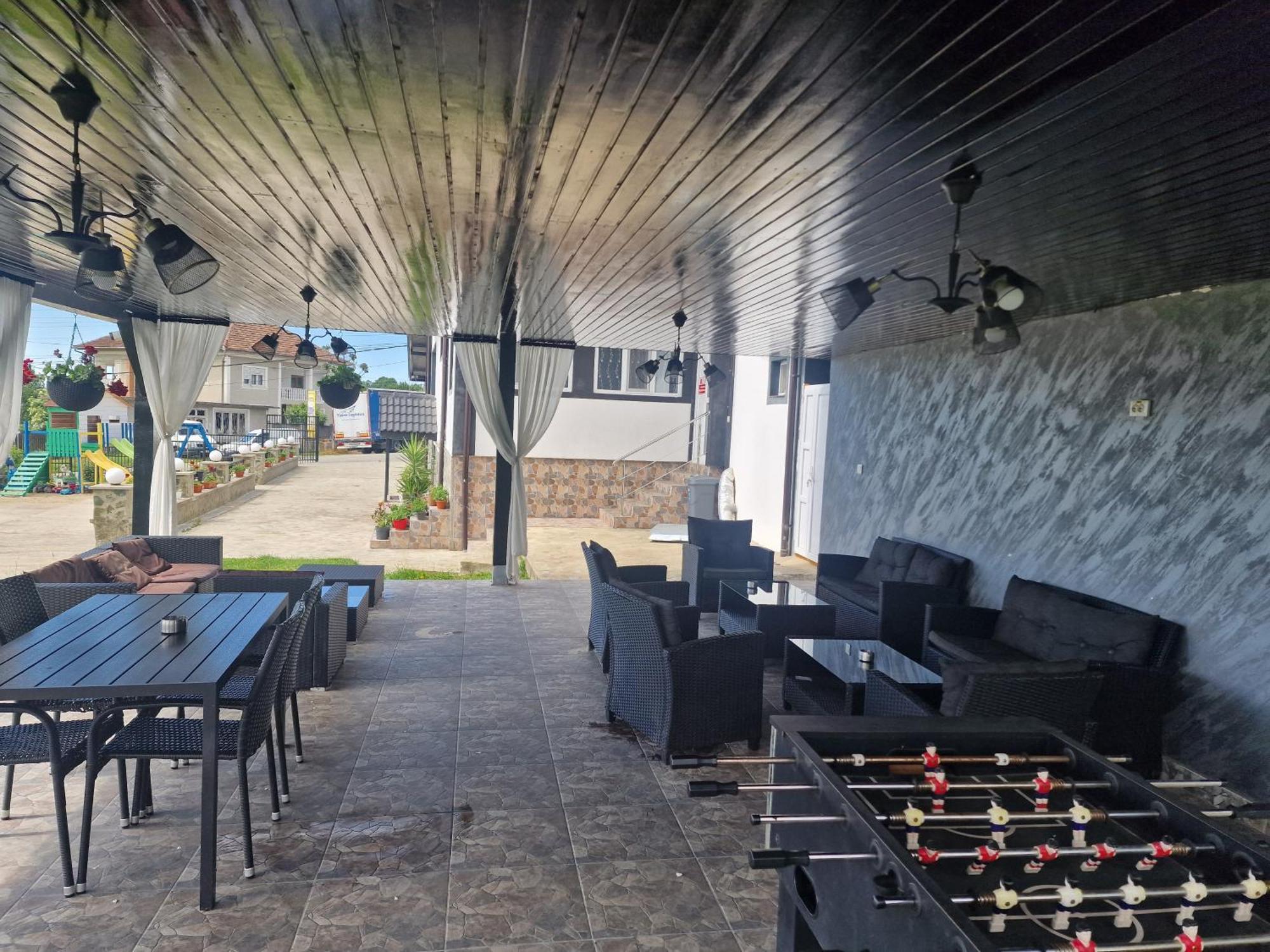 Casa dintre munti Hotel Novaci Străini Exterior foto