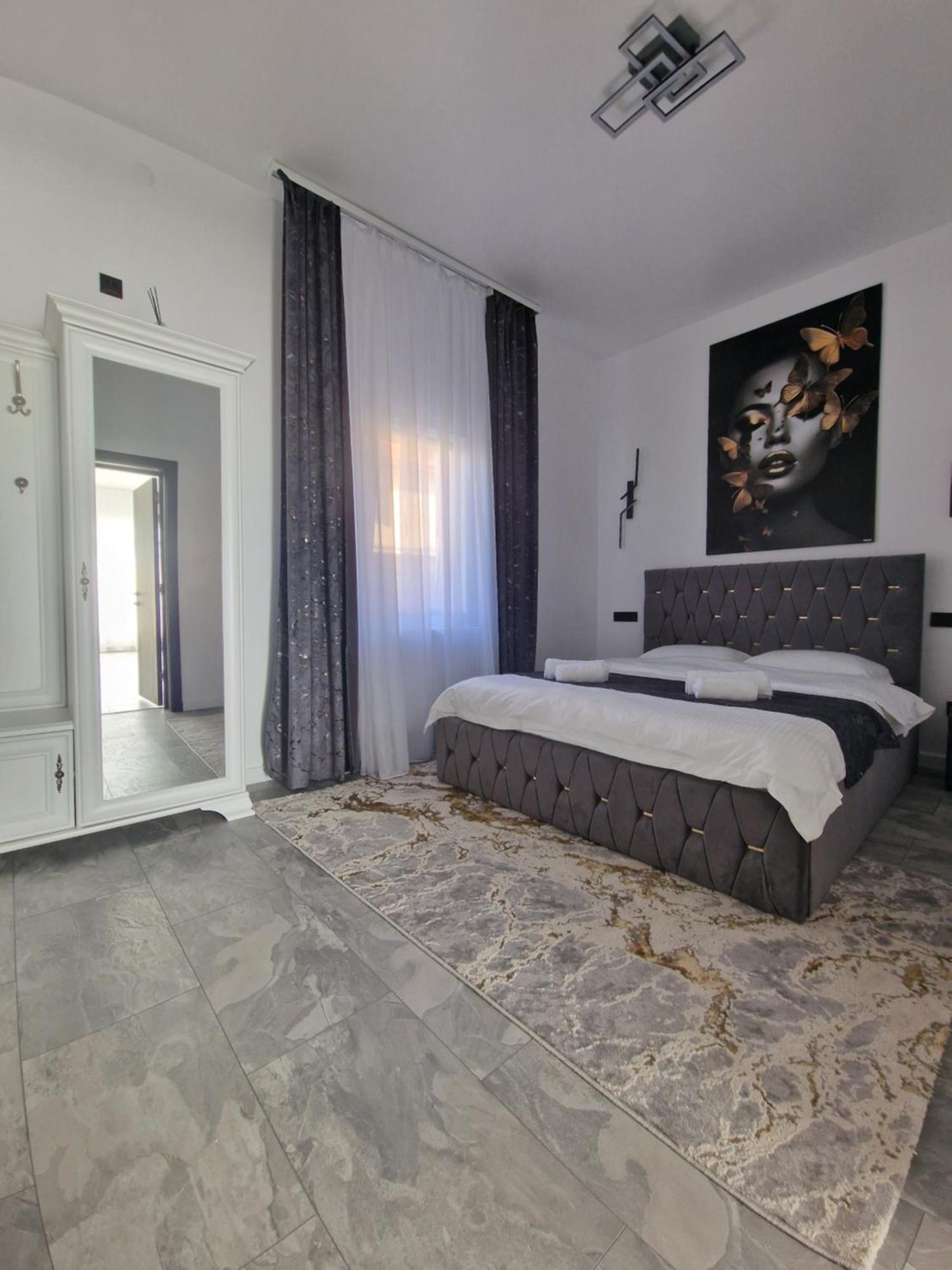 Casa dintre munti Hotel Novaci Străini Cameră foto